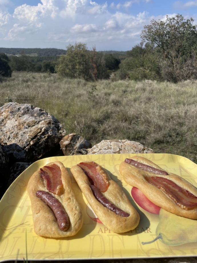 torta tajadas y longanizas